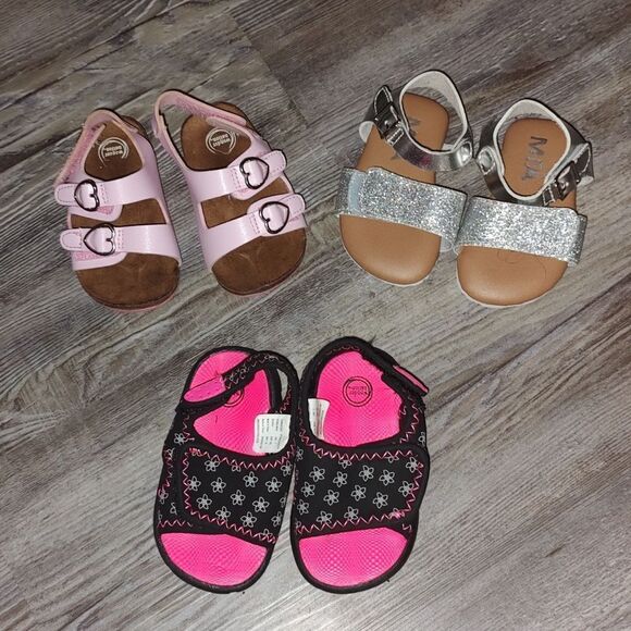 Little Girls sandals bundle of 3 pair Sz 3 - Picture 1 of 12